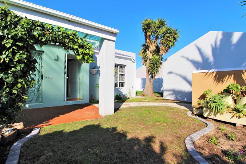 2 Bedroom Property for Sale in Goodwood Park Western Cape